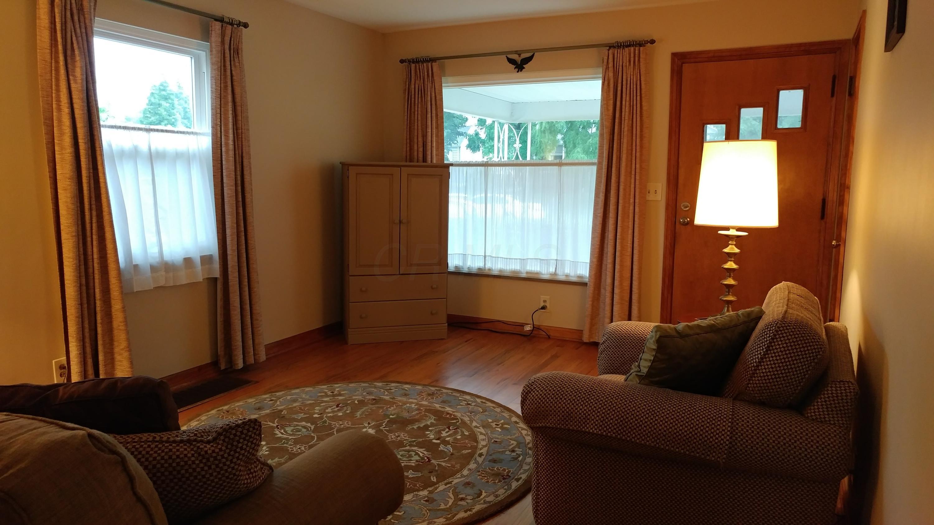 214 Demorest Road Columbus, OH 43204 - Photo 5 of 31 Gallery Image 5
