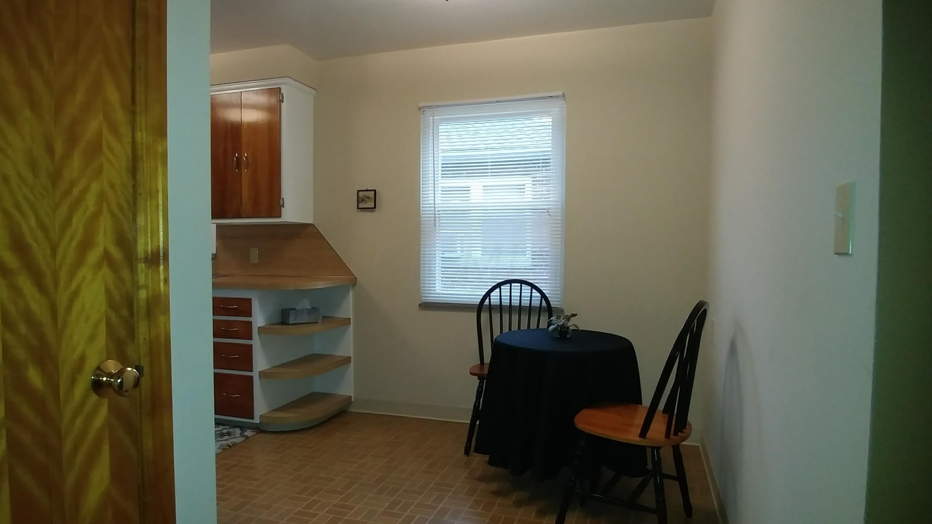 214 Demorest Road Columbus, OH 43204 - Photo 10 of 31 Gallery Image 10