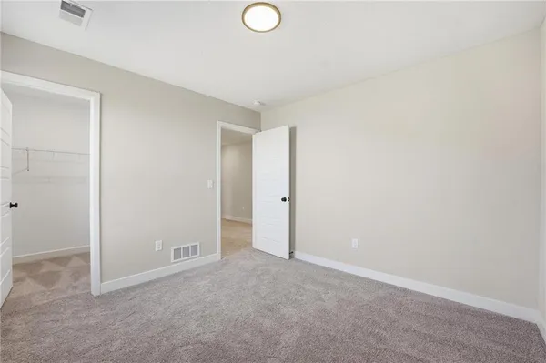 $431,994 | 1206 Royal Arch Trail, Raymore, MO 64083