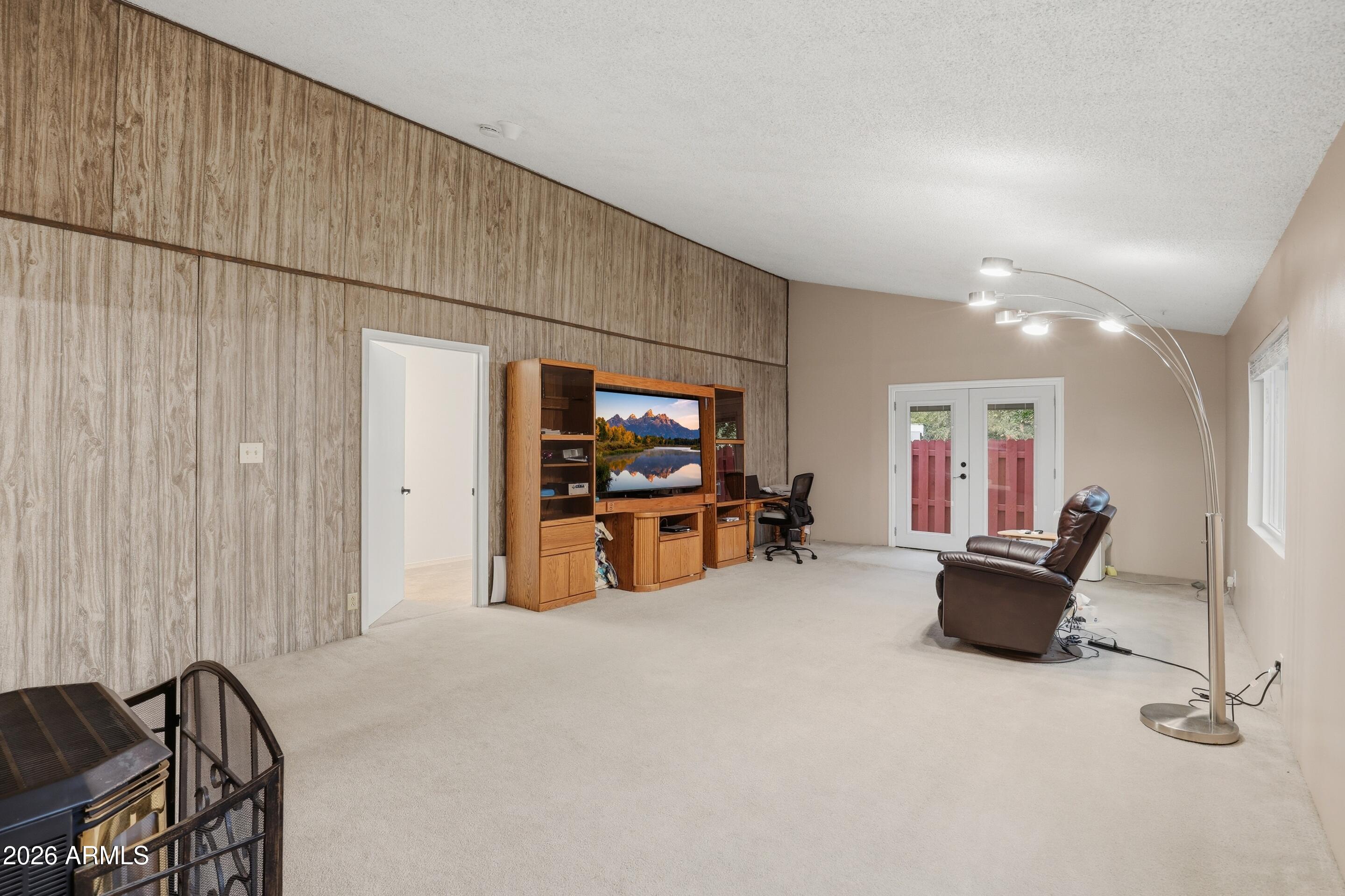 214 Thompson Road Payson, AZ 85541 - Photo 13 of 46 Living Room (3)