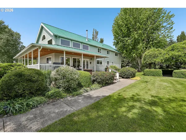 $1,575,000 | 298 Roberson Road, Woodland, WA 98674