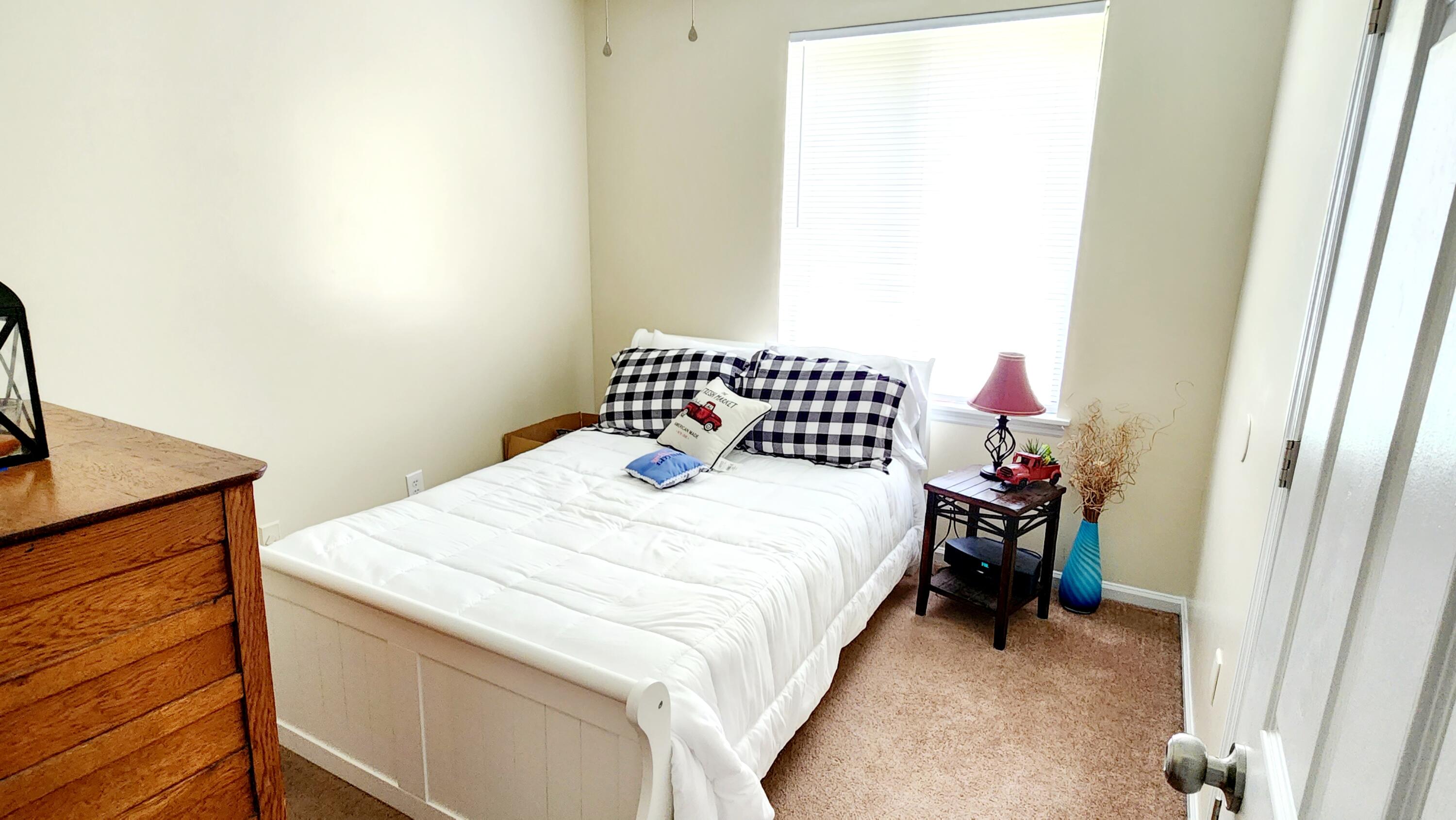 63 Oak Grove Road Goose Creek, SC 29445 - Photo 13 of 25 20230523_163901 (1)