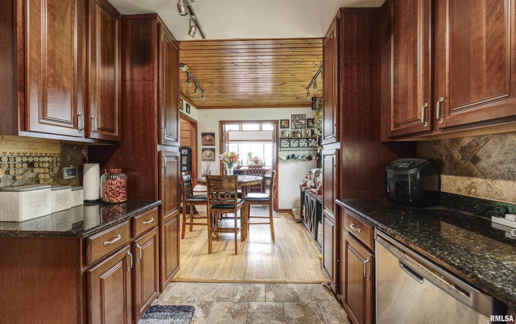 2211 613th Avenue Sabula, IA 52070 - Photo 20 of 55