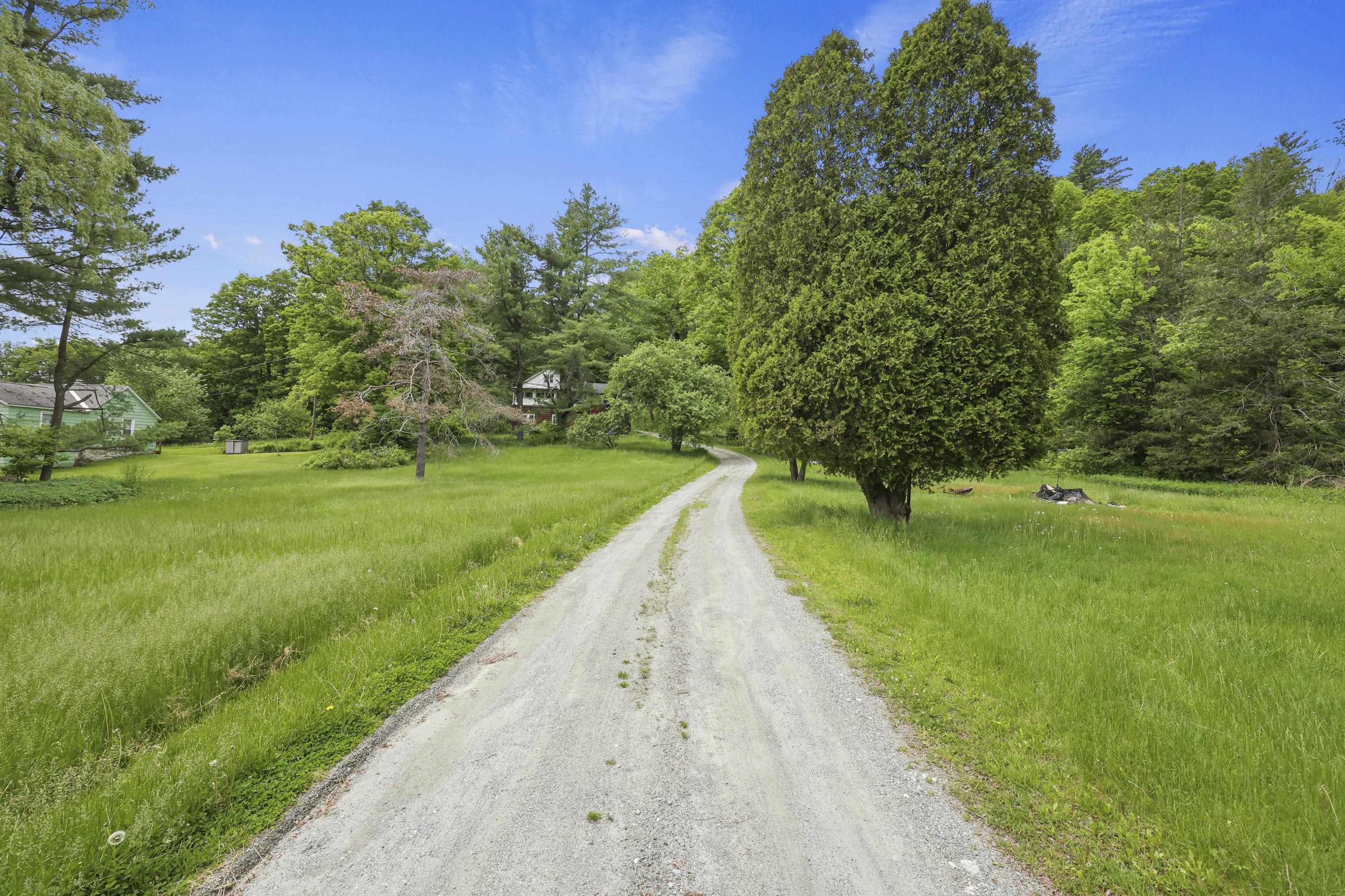348 Center Street Pownal, VT 05261 - Photo 4 of 17