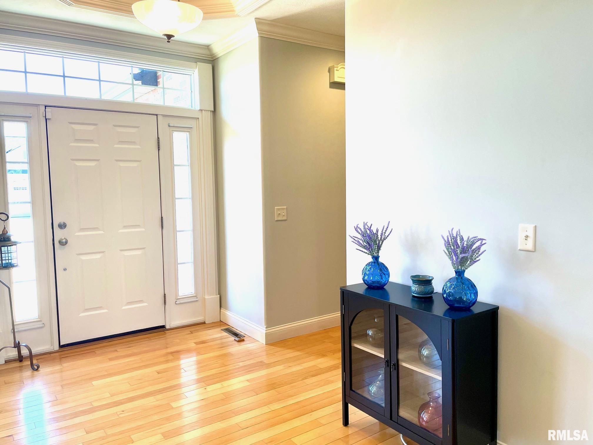 2812 Rutherford Trek Springfield, IL 62711 - Photo 3 of 46