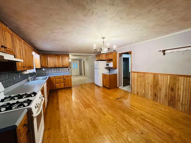 $90,000 | 191 West Davis Street, Equality, IL 62934