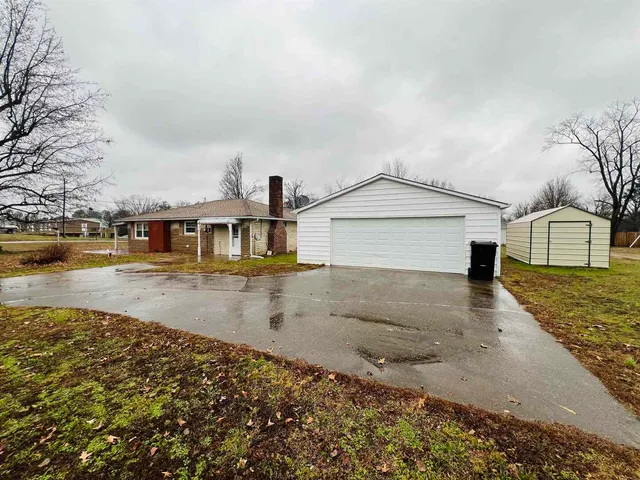 $90,000 | 191 West Davis Street, Equality, IL 62934