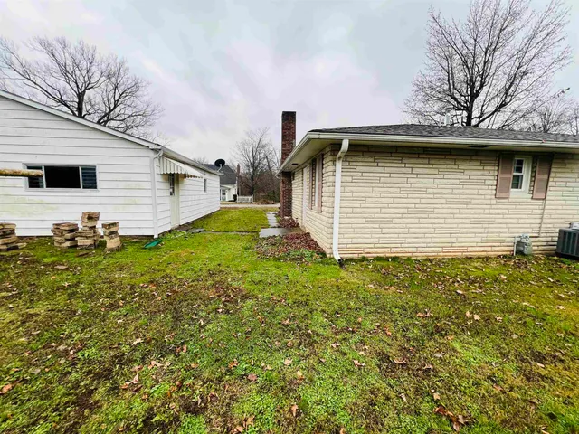 $90,000 | 191 West Davis Street, Equality, IL 62934