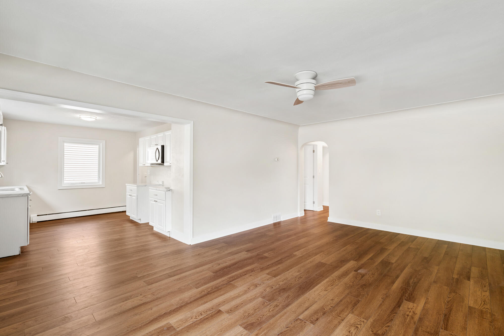112 Fulton Street Petoskey, MI 49770 - Photo 13 of 37 A7R09242