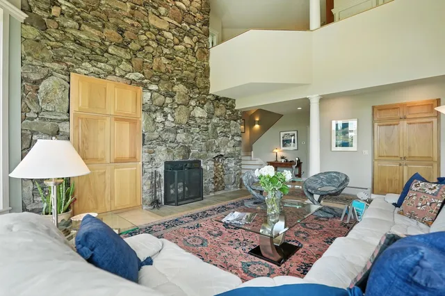 $1,350,000 | 699 Nob Hill Road, Williston, VT 05495