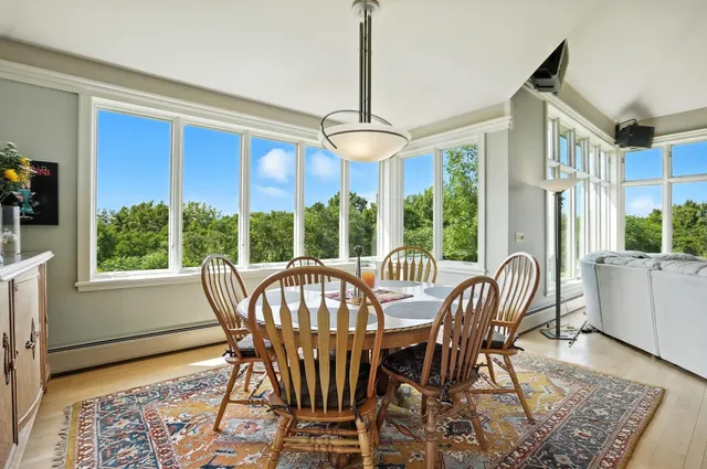 $1,350,000 | 699 Nob Hill Road, Williston, VT 05495