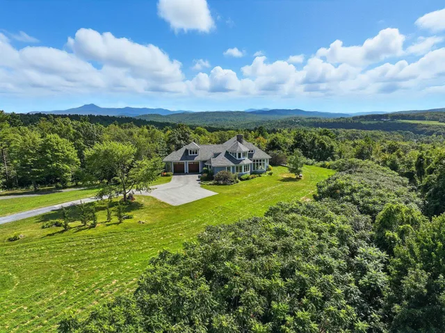 $1,350,000 | 699 Nob Hill Road, Williston, VT 05495