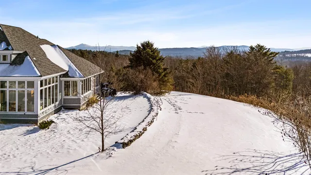 $1,350,000 | 699 Nob Hill Road, Williston, VT 05495