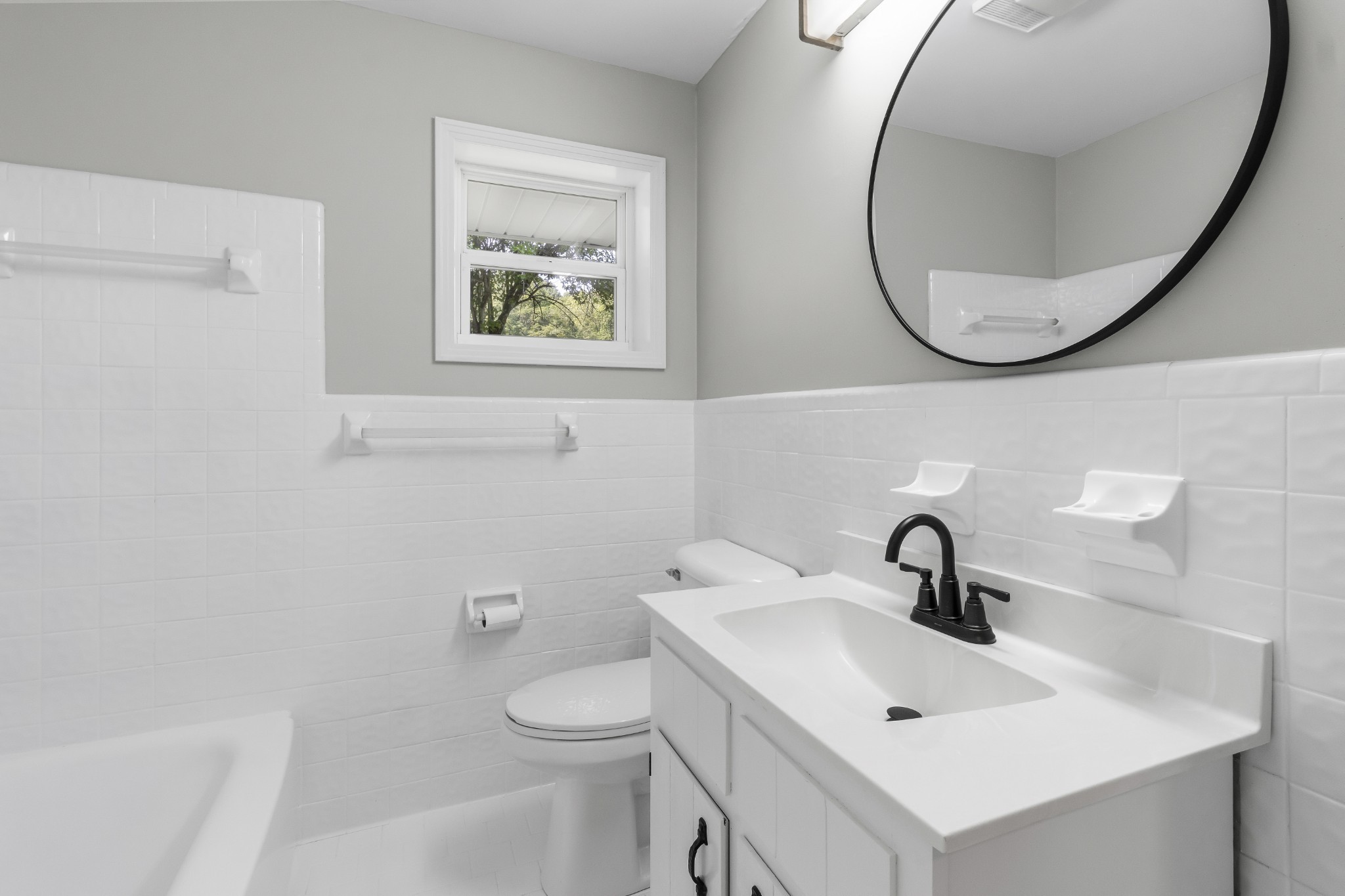 3822 Vernon Creek Road Cunningham, TN 37052 - Photo 9 of 24 a bathroom with a toilet sink and mirror