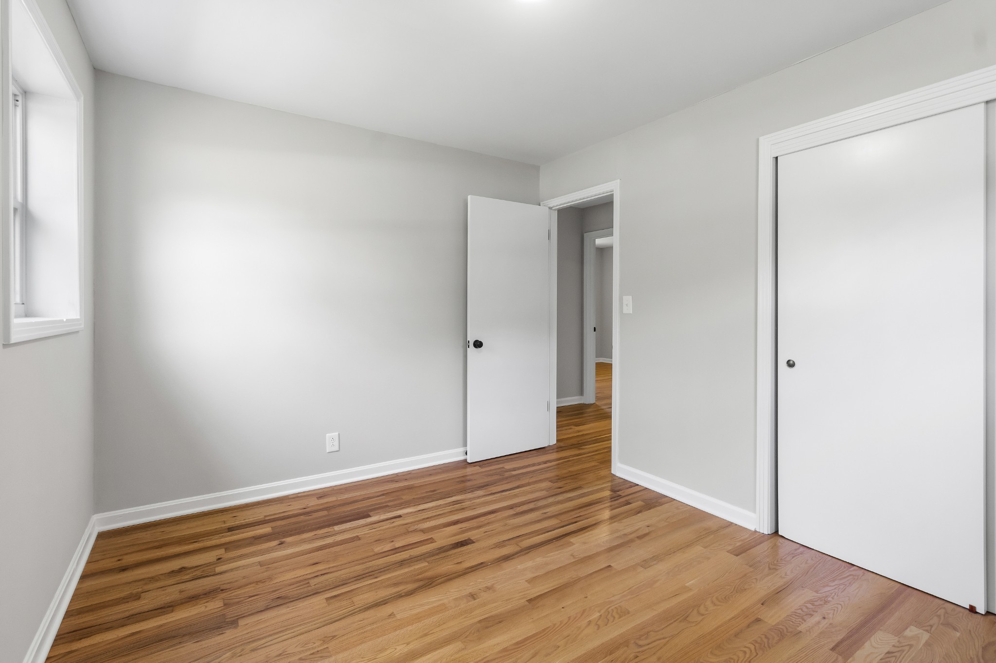 3822 Vernon Creek Road Cunningham, TN 37052 - Photo 10 of 24 a view of room with wooden floor