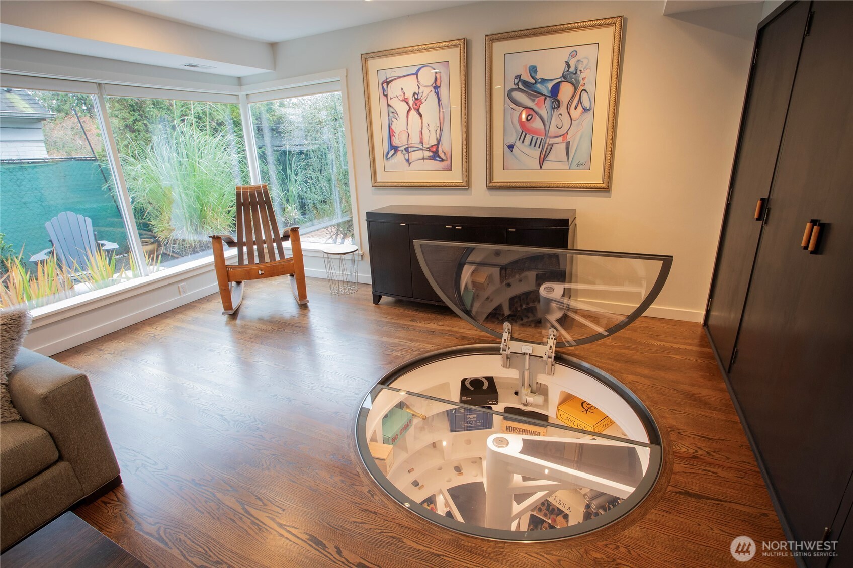 907 Broadway East Seattle, WA 98102 - Photo 7 of 37