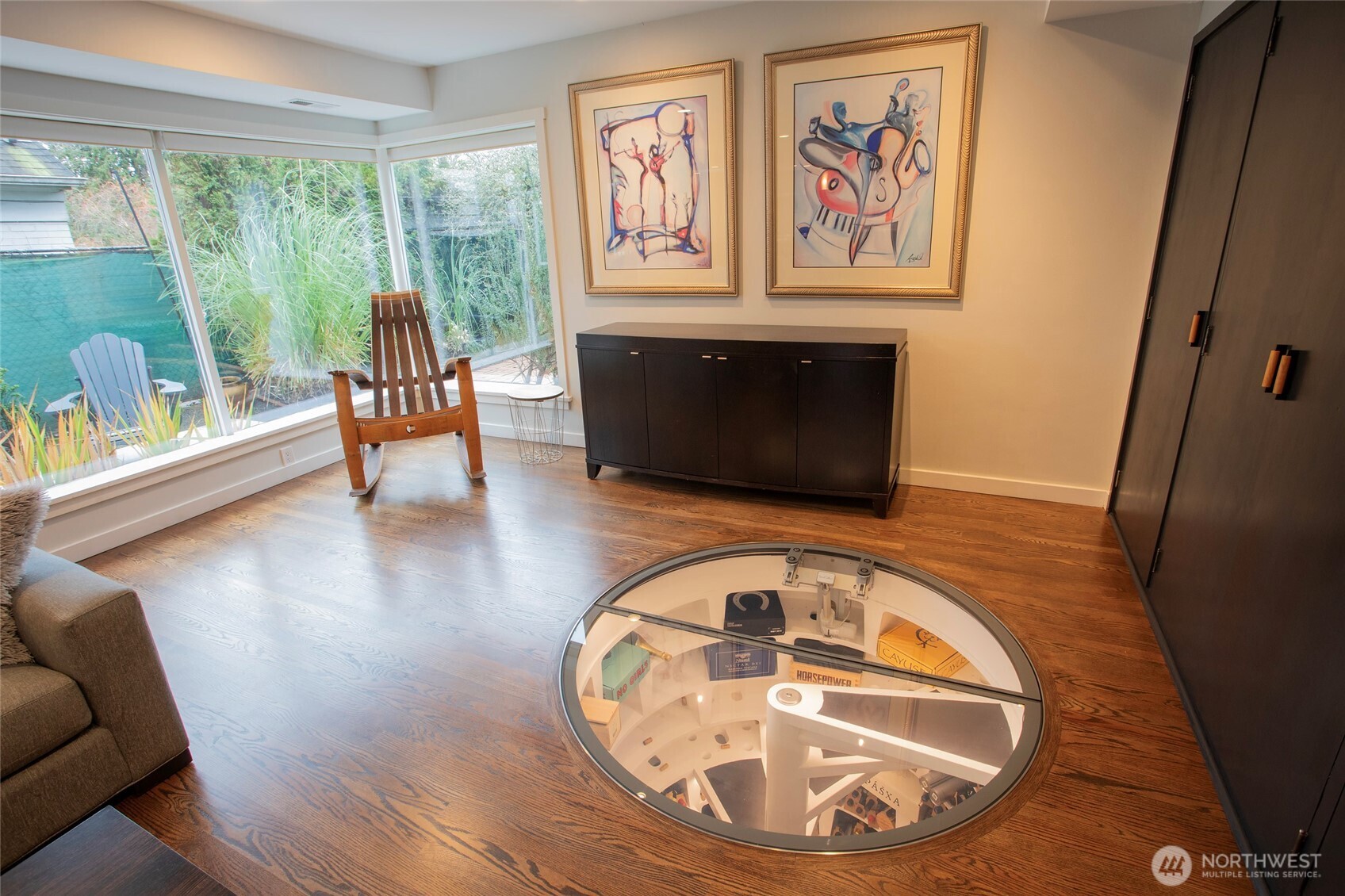 907 Broadway East Seattle, WA 98102 - Photo 8 of 37