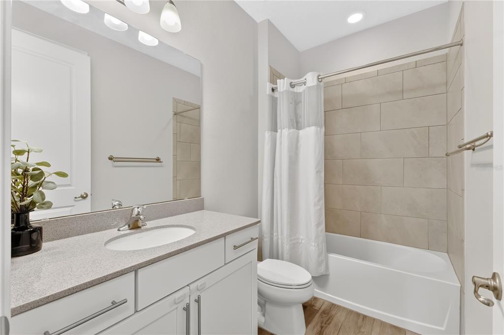1127 Castlevecchio Loop Orlando, FL 32825 - Photo 20 of 39