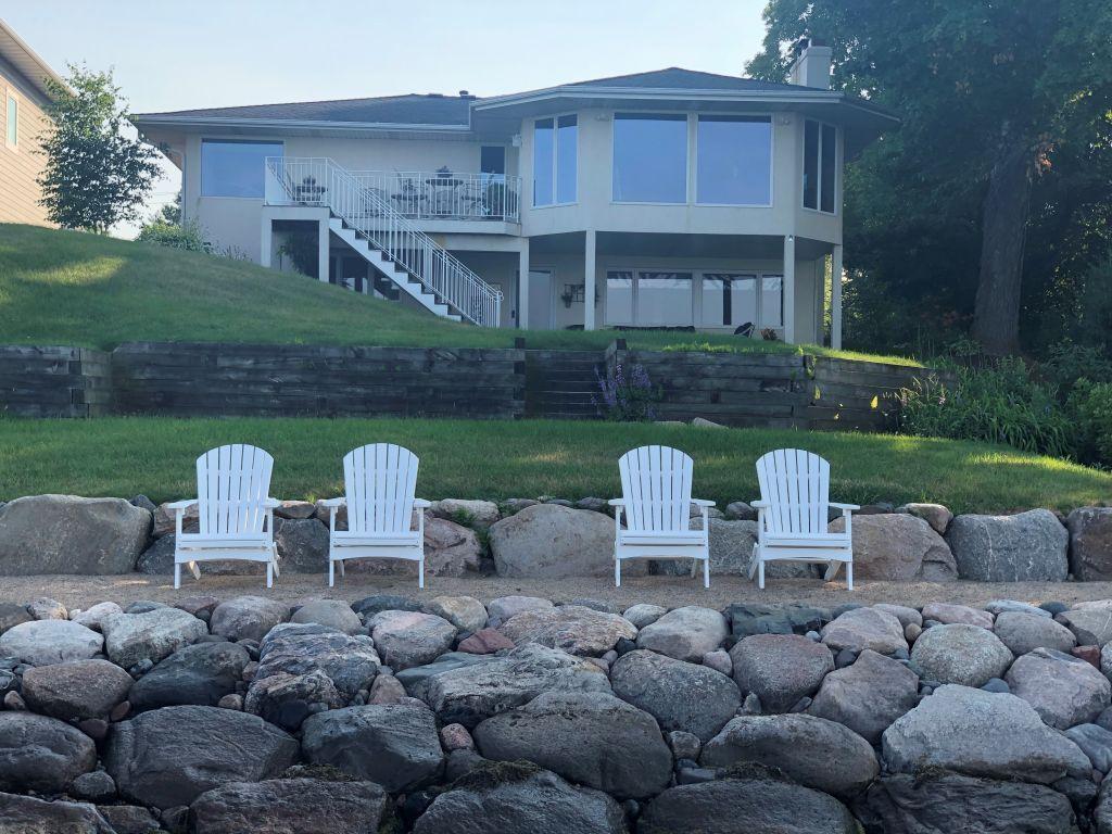 2016 Shadywood Road Orono, MN 55391 - Photo 2 of 6 Gallery Image 2