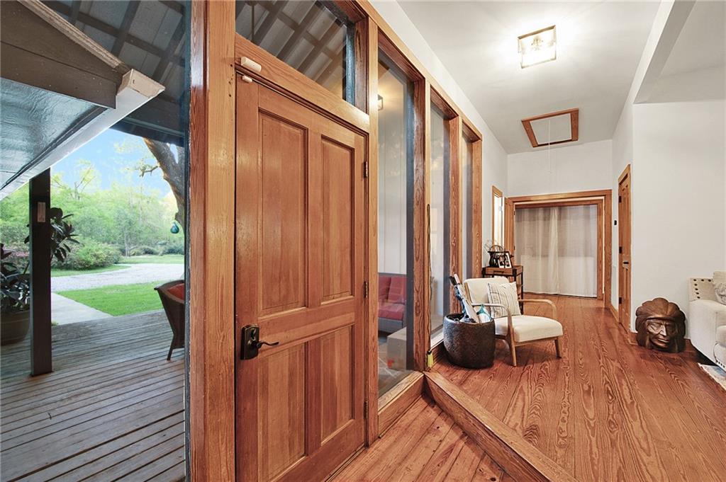 24254 Lowe Davis Road Covington, LA 70435 - Photo 10 of 42 Gallery Image 10