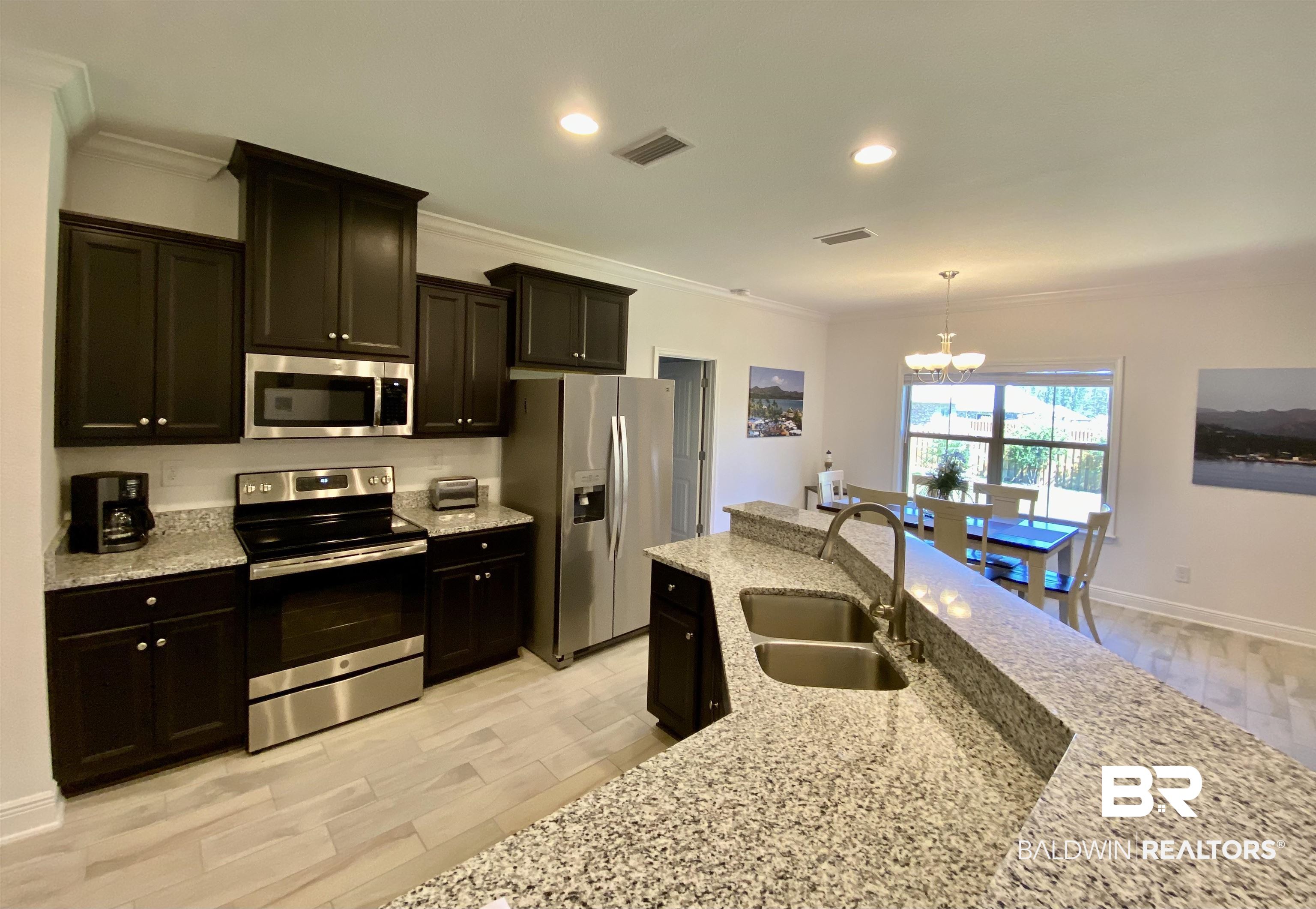 1238 Pembroke Way Foley, AL 36535 - Photo 16 of 43 Kitchen