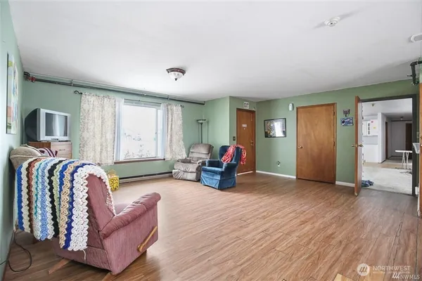 $899,000 | 715 Locust Street, Omak, WA 98841