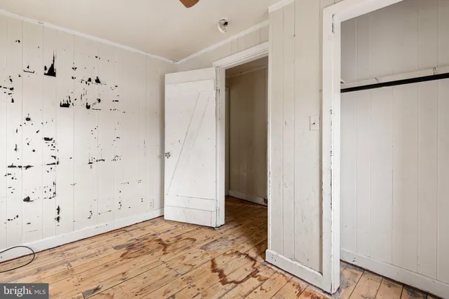 a view of an entryway