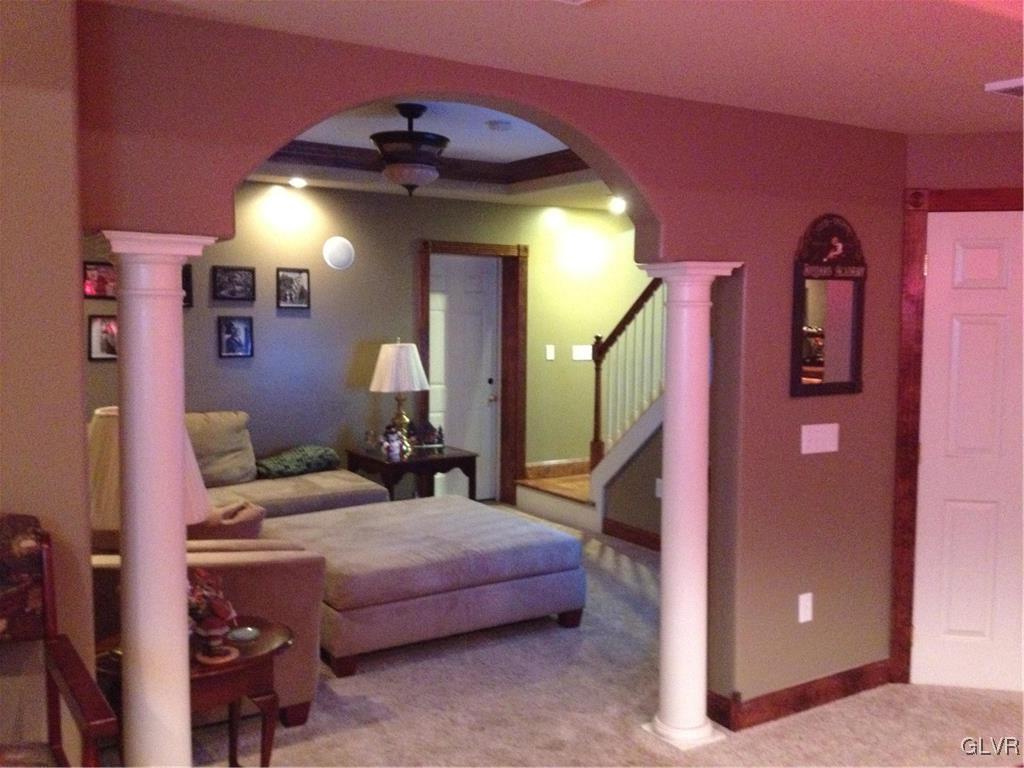 3259 High Hill Road Slatington, PA 18080 - Photo 8 of 36 TV Room