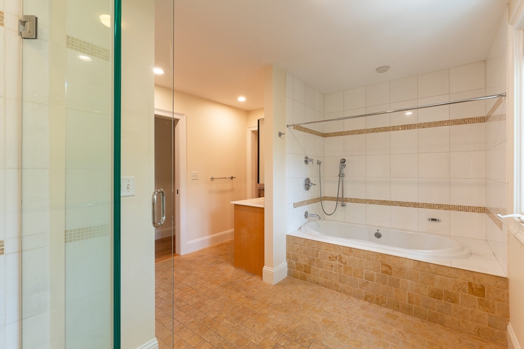 103 Levbert Road, Unit 103 Newton, MA 02459 - Photo 32 of 39