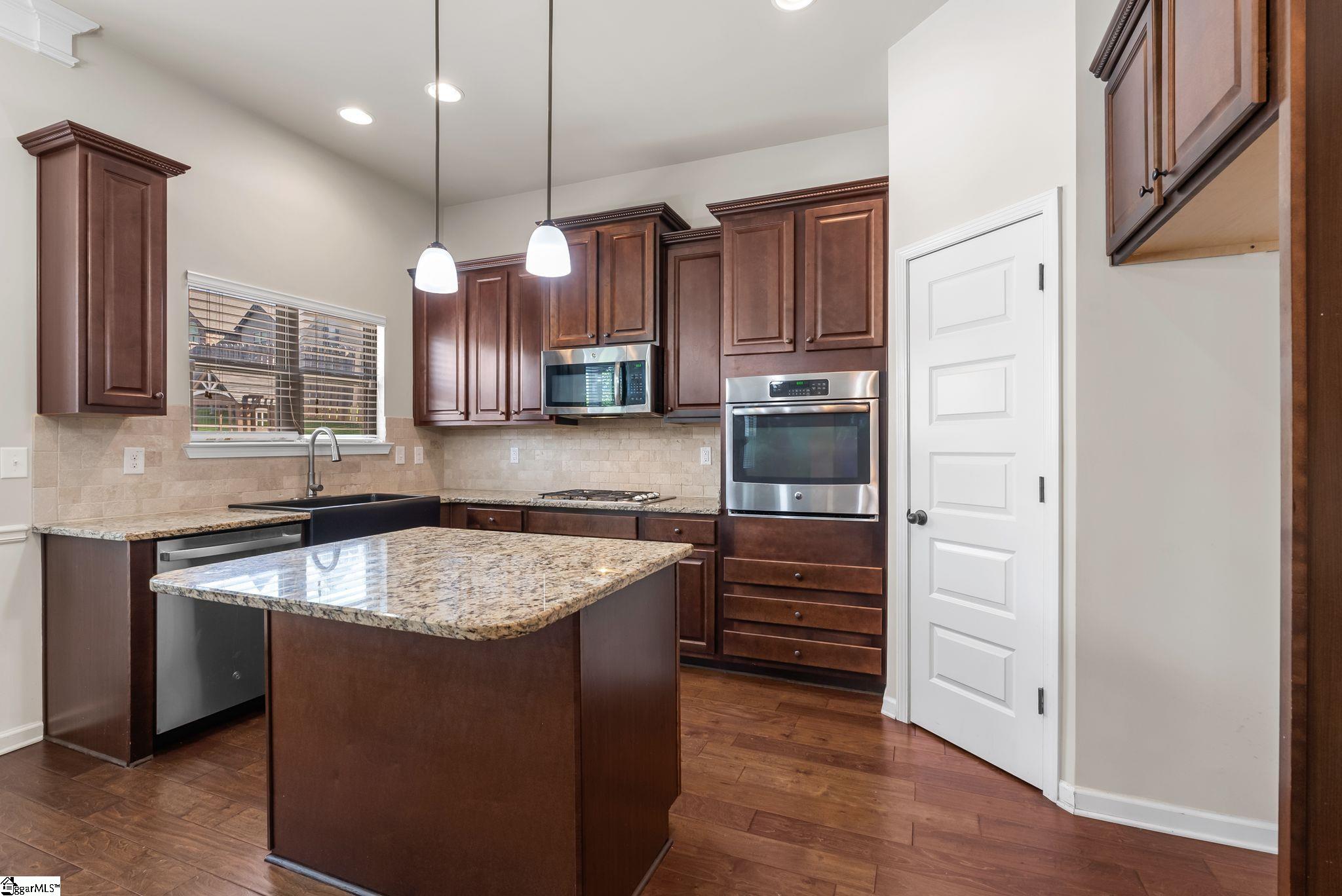 300 Mansfield Lane Greer, SC 29650 - Photo 12 of 38