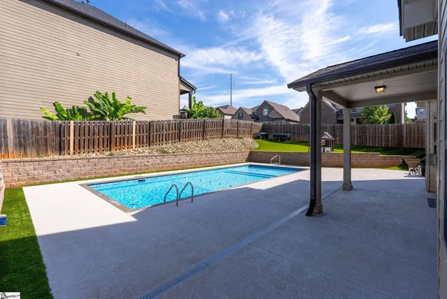 $589,999 | 300 Mansfield Lane, Greer, SC 29650