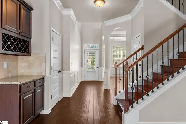 $589,999 | 300 Mansfield Lane, Greer, SC 29650