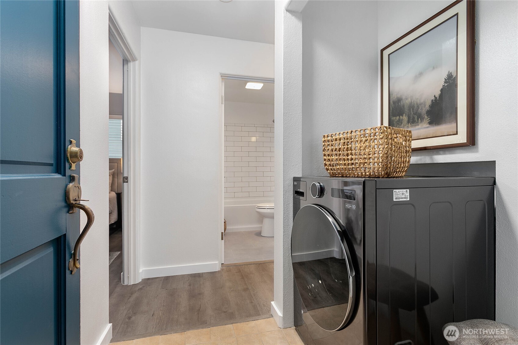 819 High Street, Unit 101 Bellingham, WA 98225 - Photo 2 of 38