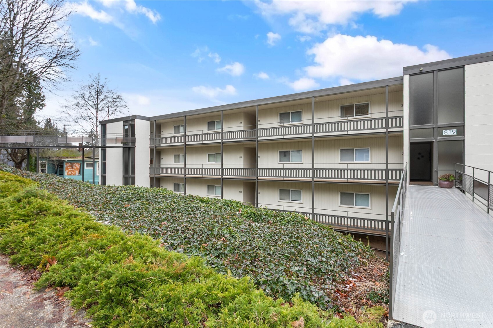 819 High Street, Unit 101 Bellingham, WA 98225 - Photo 29 of 38