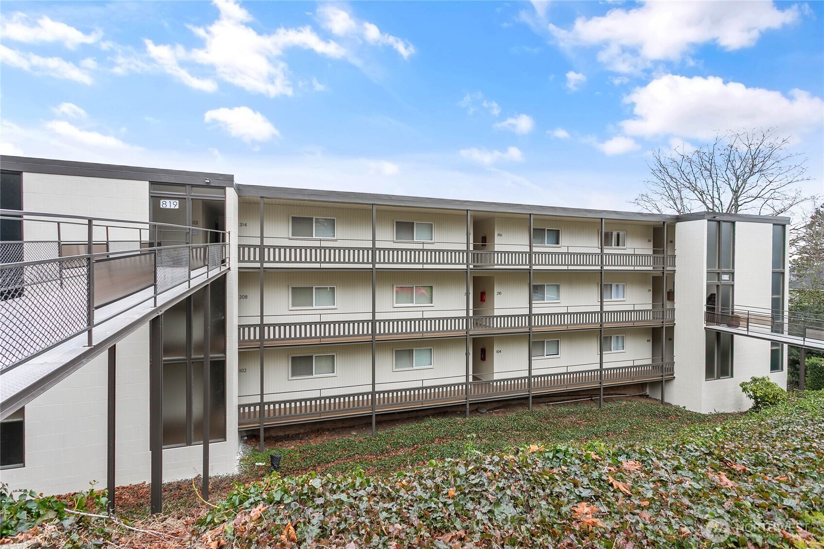 819 High Street, Unit 101 Bellingham, WA 98225 - Photo 30 of 38