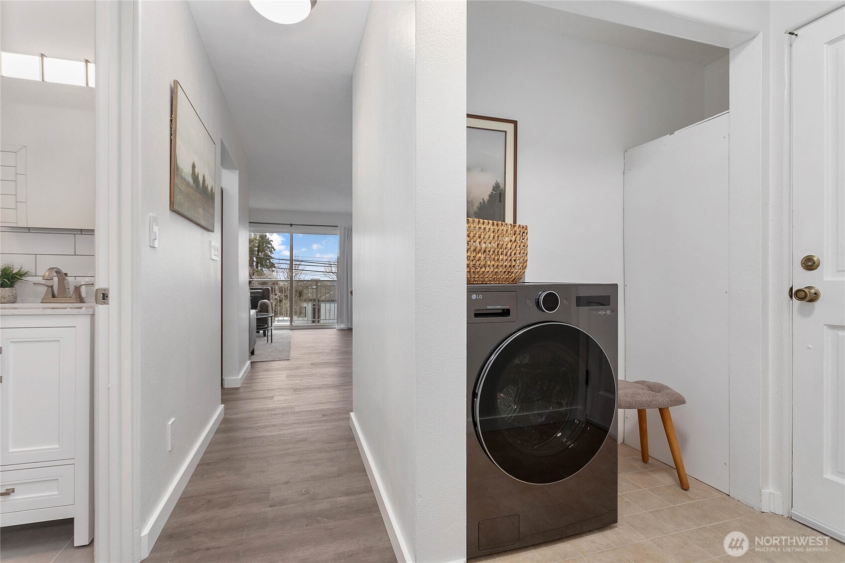 819 High Street, Unit 101 Bellingham, WA 98225 - Photo 3 of 38