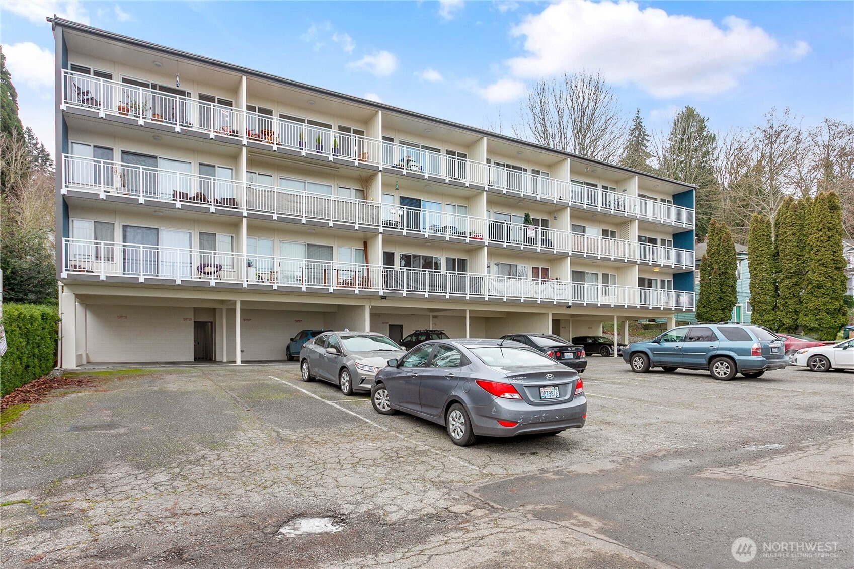 819 High Street, Unit 101 Bellingham, WA 98225 - Photo 31 of 38