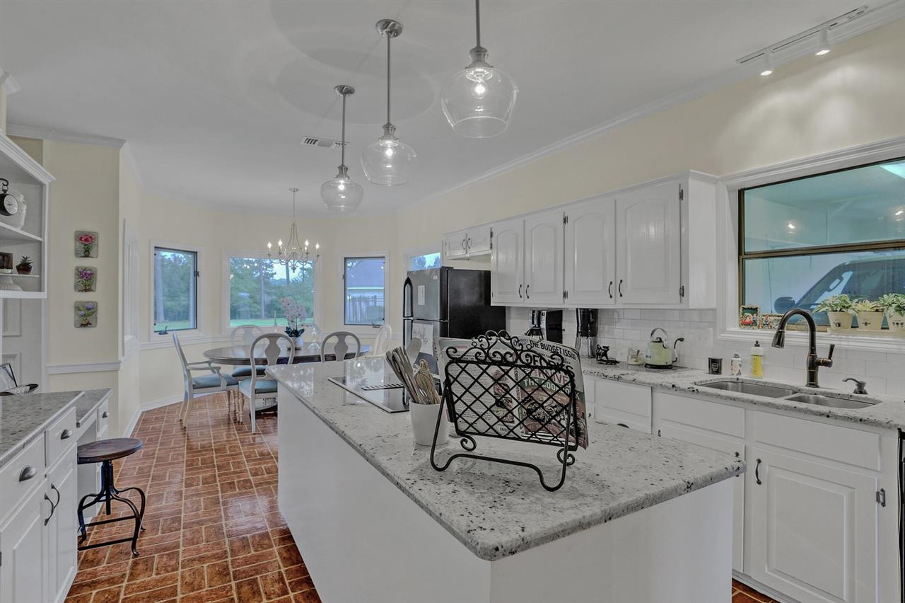 6406 Manship Road Brandon, MS 39047 - Photo 11 of 42 Photo 11