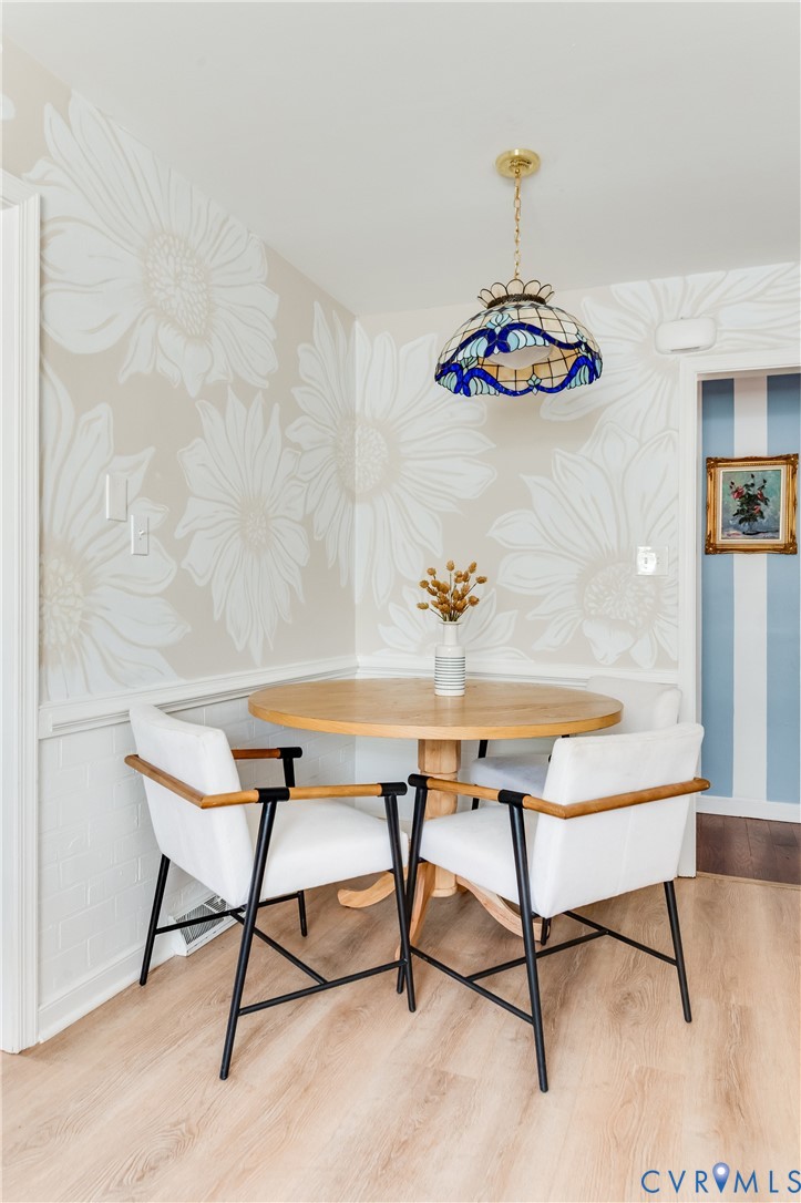 1318 Unison Drive Midlothian, VA 23113 - Photo 22 of 47 a view of a room with table and chair
