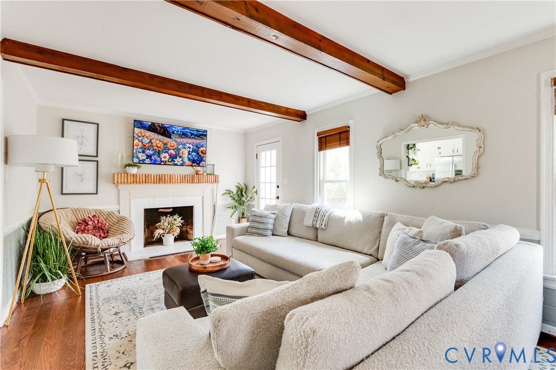 1318 Unison Drive Midlothian, VA 23113 - Photo 24 of 47 a living room with furniture and a fireplace