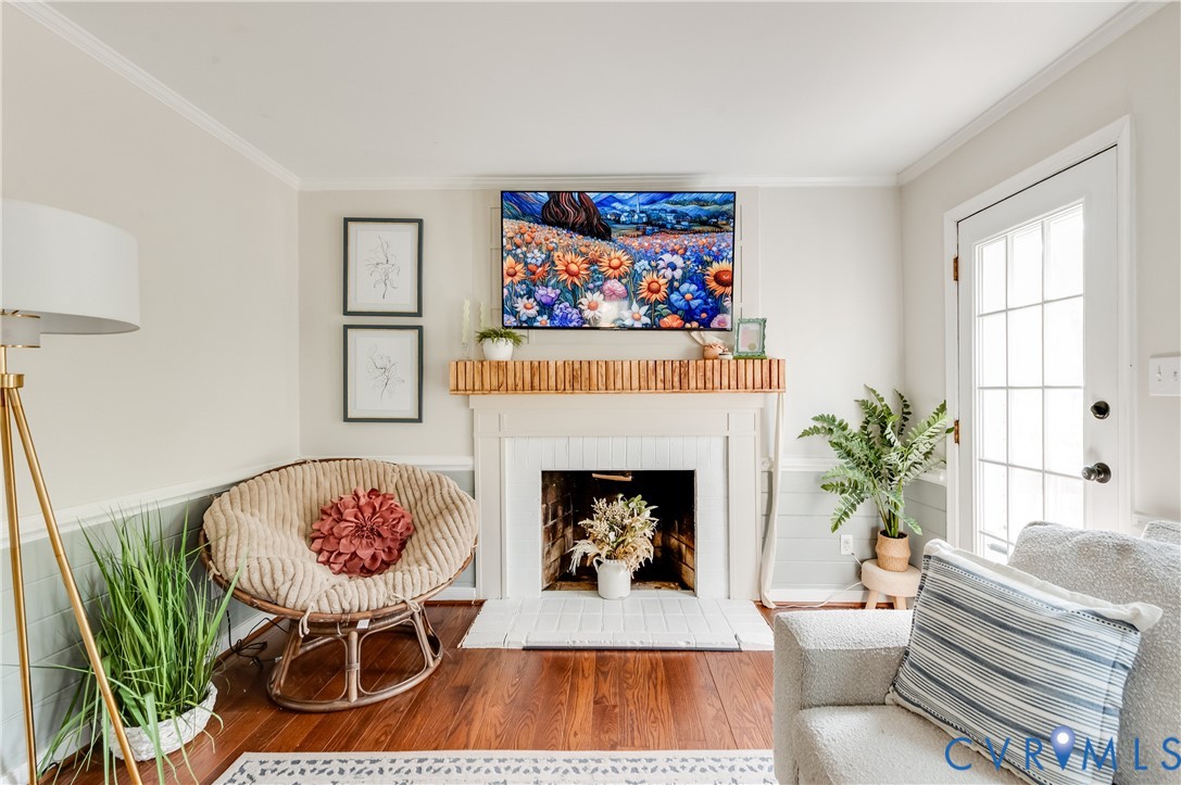1318 Unison Drive Midlothian, VA 23113 - Photo 25 of 47 a living room with furniture and a fireplace