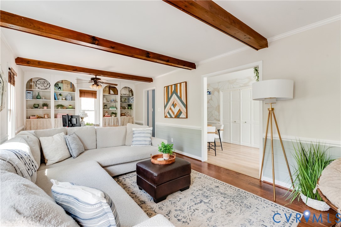1318 Unison Drive Midlothian, VA 23113 - Photo 26 of 47 a living room with furniture and a potted plant