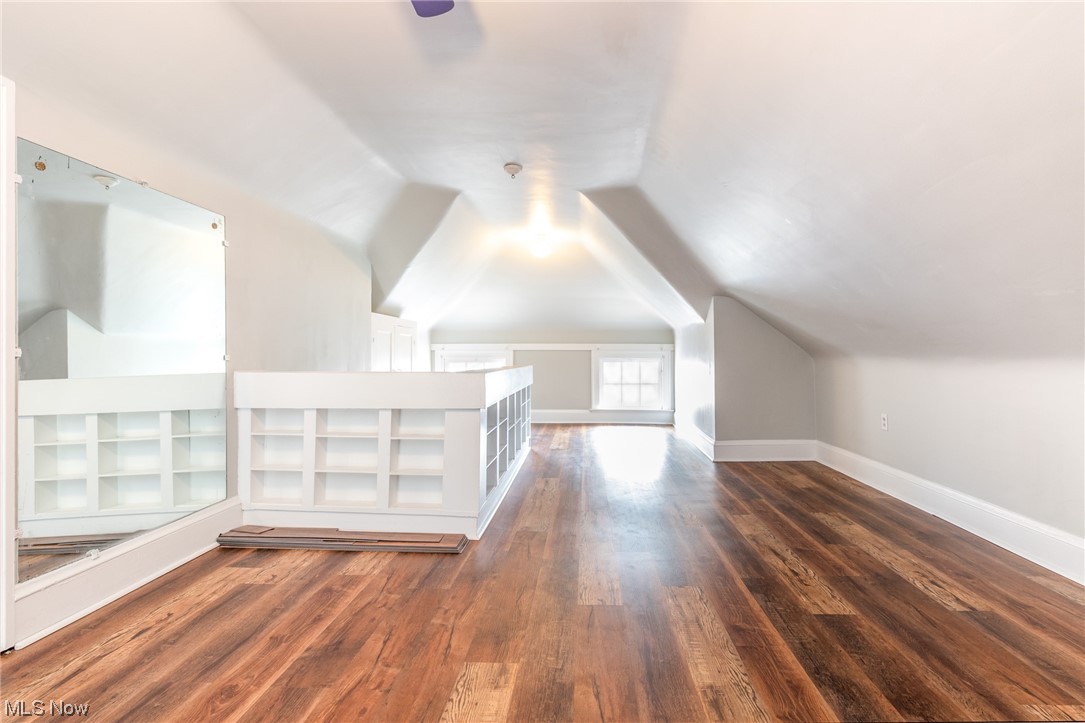 2901 Warrington Road Cleveland, OH 44120 - Photo 24 of 33