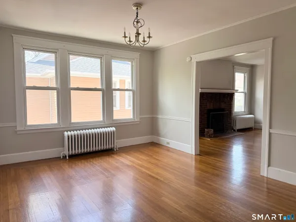 $2,800 | 804 Edgewood Avenue, Unit 2, New Haven, CT 06515