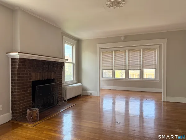$2,800 | 804 Edgewood Avenue, Unit 2, New Haven, CT 06515