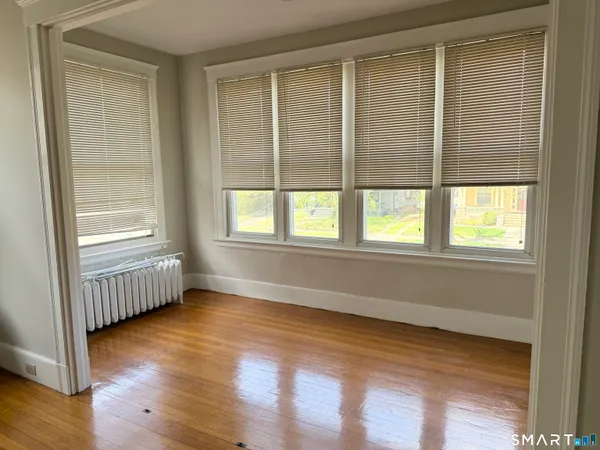 $2,800 | 804 Edgewood Avenue, Unit 2, New Haven, CT 06515