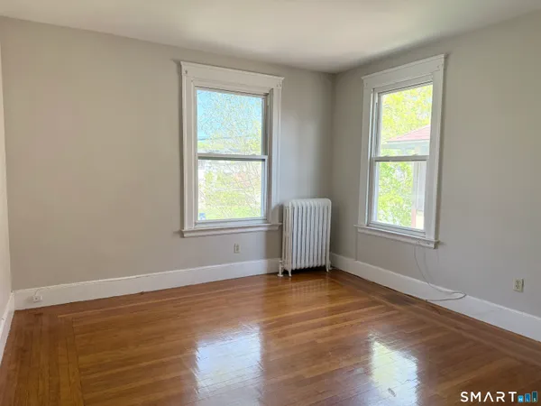 $2,800 | 804 Edgewood Avenue, Unit 2, New Haven, CT 06515