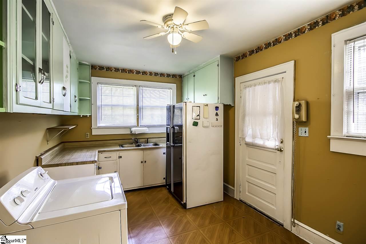 7546 Lone Oak Road Spartanburg, SC 29303 - Photo 8 of 23 Gallery Image 8