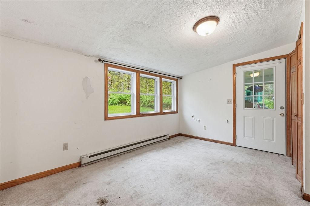 8 Shutesbury Road Amherst, MA 01002 - Photo 17 of 31