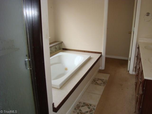 1500 High Rock Road Browns Summit, NC 27214 - Photo 13 of 26 Mstr bath